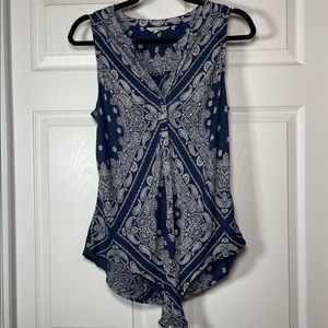 Lucky Brand Blue & White V-Neck Bandana Paisley Tank Top Small Front Tie Boho